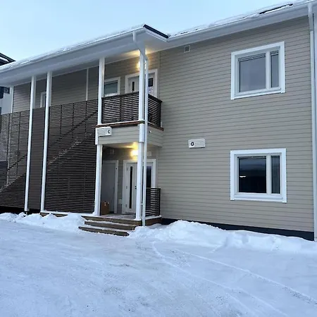 Kotimaailma #6 - Hieno Ja Tilava Kaksio Keskustassa *