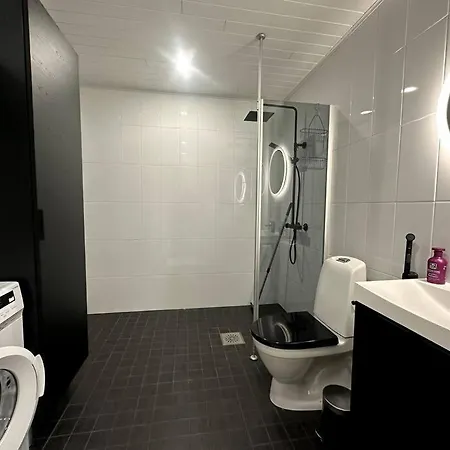 Kotimaailma #6 - Hieno Ja Tilava Kaksio Keskustassa