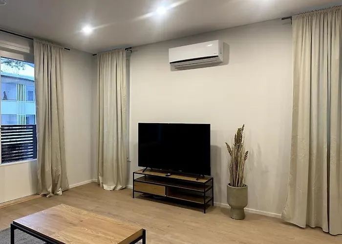 Kotimaailma #6 - Hieno Ja Tilava Kaksio Keskustassa Appartamento *